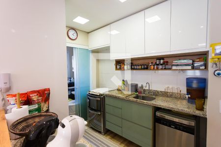 Apartamento à venda com 77m², 2 quartos e 2 vagasCozinha