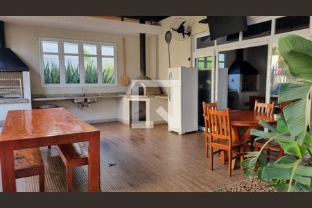 Apartamento à venda com 77m², 2 quartos e 2 vagasÁrea comum - Churrasqueira