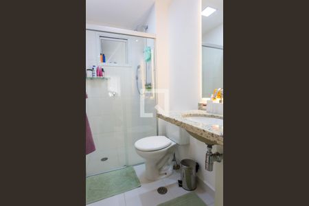 Apartamento à venda com 77m², 2 quartos e 2 vagasBanheiro