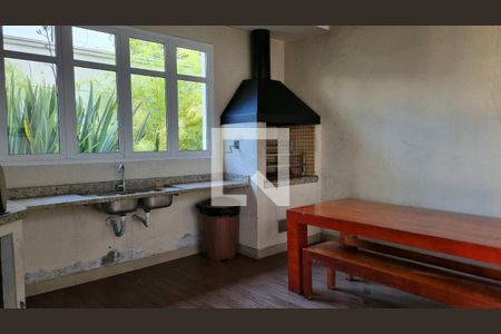 Apartamento à venda com 77m², 2 quartos e 2 vagasÁrea comum - Churrasqueira