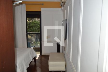 Apartamento à venda com 204m², 4 quartos e 4 vagasSuíte 3