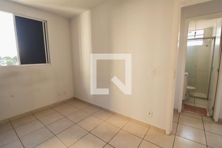 Quarto 1 de apartamento para alugar com 2 quartos, 56m² em Setor Negrão de Lima, Goiânia