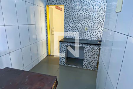 cozinha e area de serviço de casa para alugar com 1 quarto, 40m² em Taquara, Rio de Janeiro