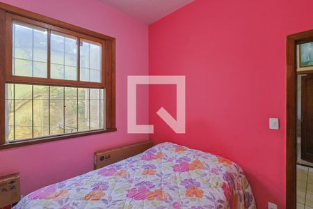 Casa à venda com 259m², 4 quartos e 3 vagas Casa à venda com 259m², 4 quartos e 3 vagasQuarto 2