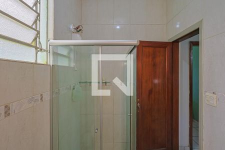 Casa à venda com 259m², 4 quartos e 3 vagas Casa à venda com 259m², 4 quartos e 3 vagasBanheiro 2