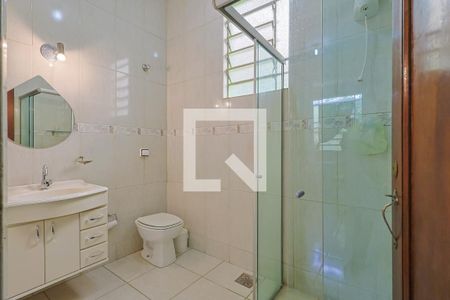 Casa à venda com 259m², 4 quartos e 3 vagas Casa à venda com 259m², 4 quartos e 3 vagasBanheiro 2