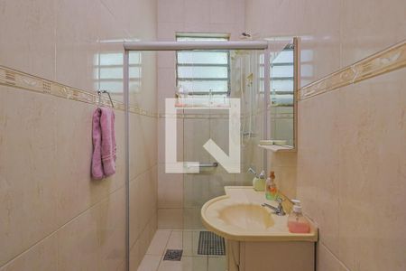 Casa à venda com 259m², 4 quartos e 3 vagas Casa à venda com 259m², 4 quartos e 3 vagasBanheiro 1