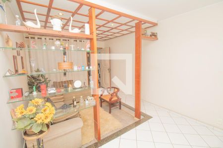 Sala de casa à venda com 3 quartos, 70m² em Vila Antonieta, São Paulo