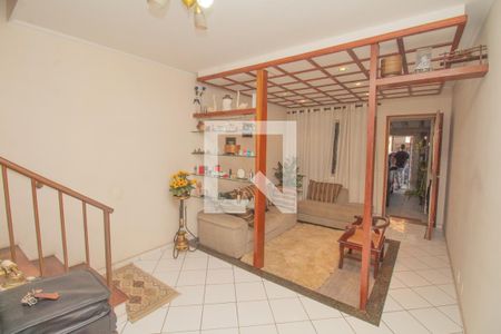 Casa à venda com 3 quartos, 70m² em Vila Antonieta, São Paulo