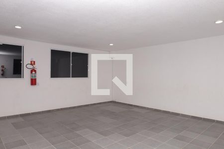 Apartamento à venda com 42m², 2 quartos e 1 vagaÁrea comum - Salão de festas do piso superior