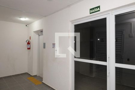 Apartamento à venda com 42m², 2 quartos e 1 vagaÁrea comum - Saguão do prédio