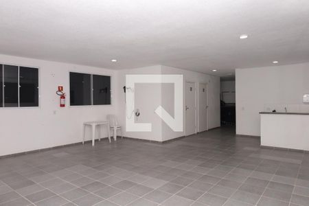 Apartamento à venda com 42m², 2 quartos e 1 vagaÁrea comum - Salão de festas do piso superior