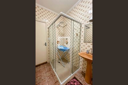 Casa à venda com 192m², 3 quartos e 3 vagasBanheiro