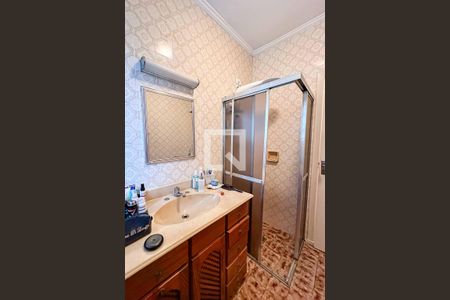 Casa à venda com 192m², 3 quartos e 3 vagasSuíte