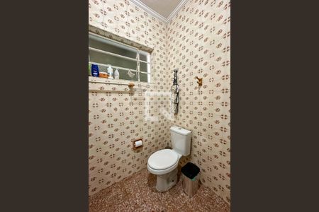 Casa à venda com 192m², 3 quartos e 3 vagasBanheiro