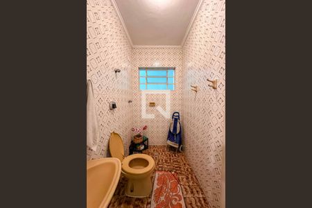 Casa à venda com 192m², 3 quartos e 3 vagasBanheiro 2