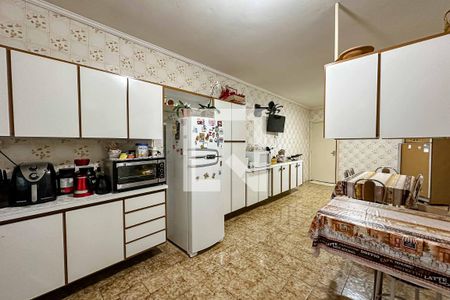 Casa à venda com 192m², 3 quartos e 3 vagasCozinha