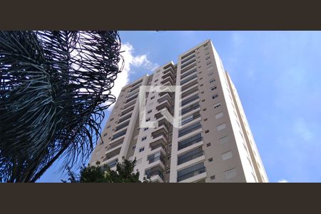 Apartamento para alugar com 69m², 2 quartos e 2 vagasFachada