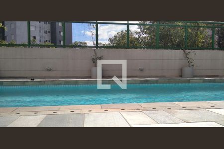 Apartamento para alugar com 69m², 2 quartos e 2 vagasÁrea comum - Piscina