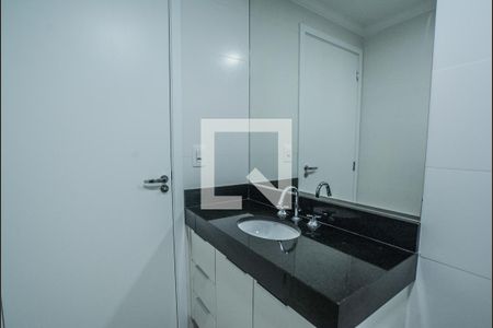 Banheiro da Suíte de apartamento para alugar com 1 quarto, 64m² em Parque das Nações, Santo André
