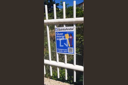 Casa de condomínio à venda com 150m², 5 quartos e sem vagaPlaca