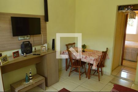 Casa de condomínio à venda com 150m², 5 quartos e sem vagaSala - Casa 2