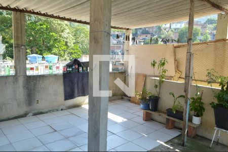 Casa de condomínio à venda com 150m², 5 quartos e sem vagaTerraço - Casa 2