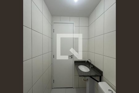 Banheiro de apartamento para alugar com 1 quarto, 31m² em Butantã, São Paulo