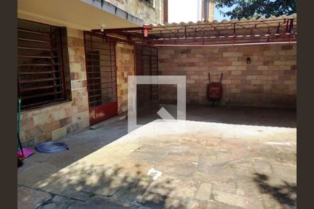 Casa à venda com 433m², 4 quartos e 6 vagas