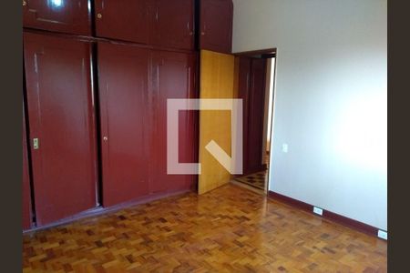 Casa à venda com 433m², 4 quartos e 6 vagas