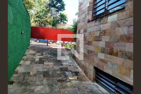 Casa à venda com 433m², 4 quartos e 6 vagas