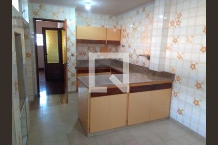 Casa à venda com 433m², 4 quartos e 6 vagas