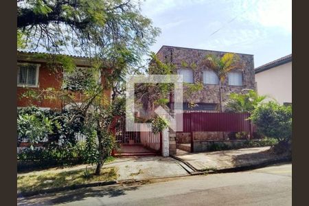 Casa à venda com 433m², 4 quartos e 6 vagas