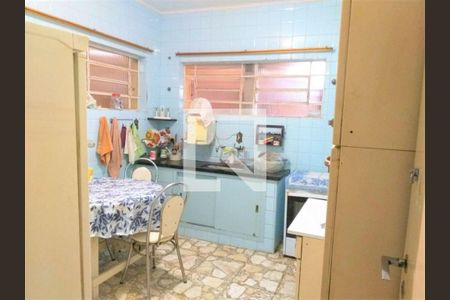 Casa à venda com 267m², 3 quartos e 3 vagas