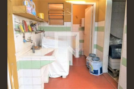 Casa à venda com 267m², 3 quartos e 3 vagas