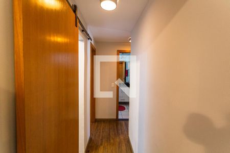 Corredor de apartamento para alugar com 4 quartos, 100m² em Cidade Nova, Belo Horizonte