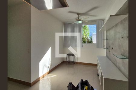 Apartamento para alugar com 44m², 2 quartos e sem vaga Apartamento para alugar com 44m², 2 quartos e sem vagaSala