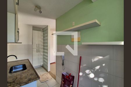 Apartamento para alugar com 44m², 2 quartos e sem vaga Apartamento para alugar com 44m², 2 quartos e sem vagaCozinha e Área de Serviço