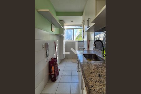 Apartamento para alugar com 44m², 2 quartos e sem vaga Apartamento para alugar com 44m², 2 quartos e sem vagaCozinha e Área de Serviço
