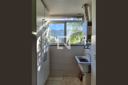 Apartamento para alugar com 44m², 2 quartos e sem vaga Apartamento para alugar com 44m², 2 quartos e sem vagaCozinha e Área de Serviço