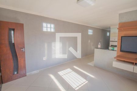 Sala de casa para alugar com 2 quartos, 140m² em Vila California, São Paulo