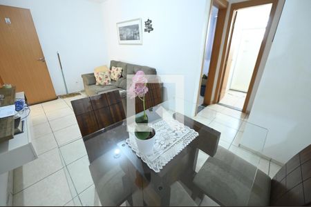Sala de apartamento para alugar com 2 quartos, 50m² em Conjunto Cachoeira Dourada, Goiânia
