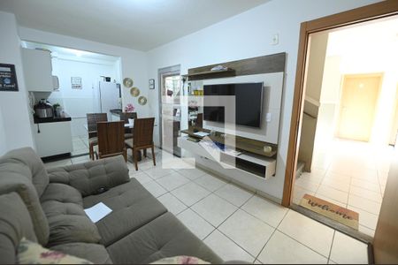 Sala de apartamento para alugar com 2 quartos, 50m² em Conjunto Cachoeira Dourada, Goiânia