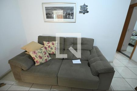 Sala de apartamento para alugar com 2 quartos, 50m² em Conjunto Cachoeira Dourada, Goiânia