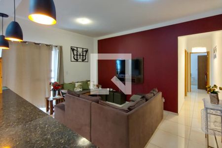 Sala de apartamento para alugar com 2 quartos, 78m² em Jardim Imperador, Praia Grande
