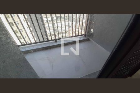 Apartamento à venda com 199m², 3 quartos e 2 vagasSacada da Área de Serviço