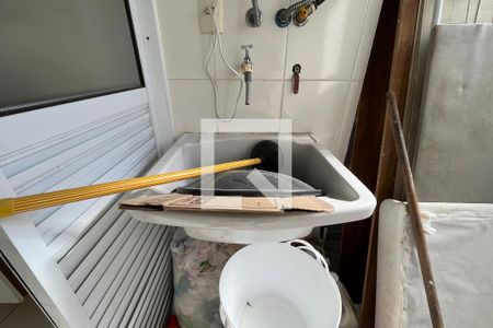 Apartamento para alugar com 55m², 2 quartos e 1 vaga Apartamento para alugar com 55m², 2 quartos e 1 vagaCozinha e Área de Serviço