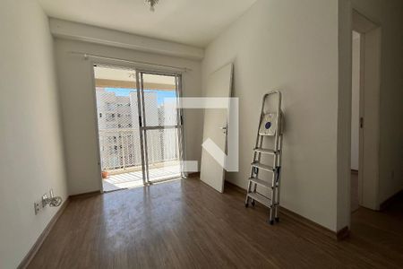 Sala de apartamento para alugar com 2 quartos, 55m² em Parque Suzano, Suzano