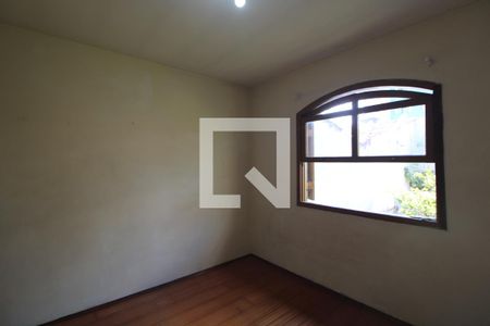 Casa à venda com 165m², 4 quartos e 2 vagasQuarto 1