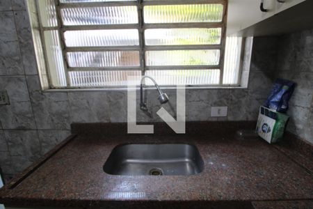 Casa à venda com 165m², 4 quartos e 2 vagasPia da cozinha